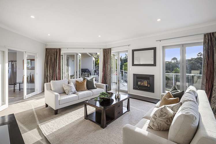 361a Ridge Road Paremoremo_10