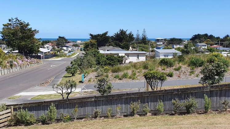 29 Taonui Street Waitārere_17
