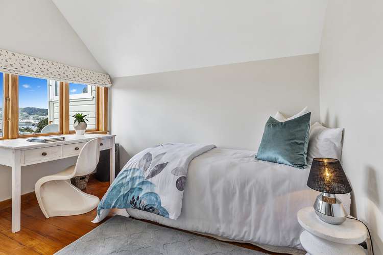 33 Grant Road Thorndon_13