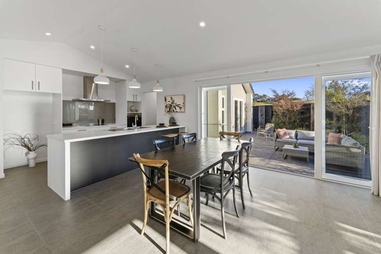 21 Paton Road Richmond_8