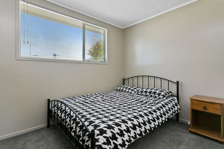 27 Runuku Grove Turangi_13