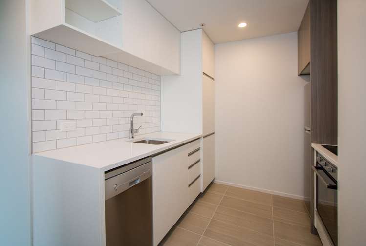 904/18 Saint Martins Lane Grafton_1