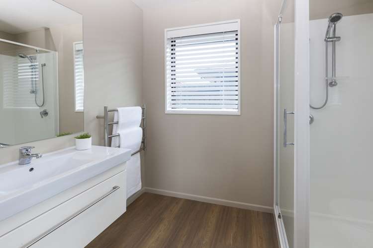 16 Handley Crescent Wigram_13