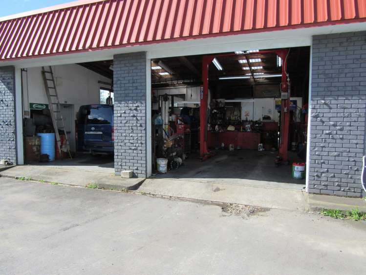 136 South Road Spotswood_10