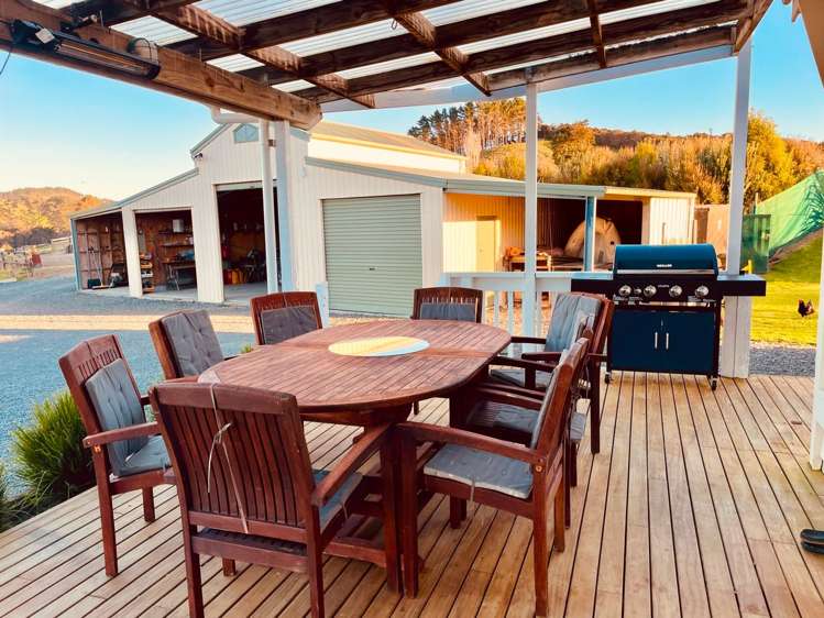 306 West Coast Road_2