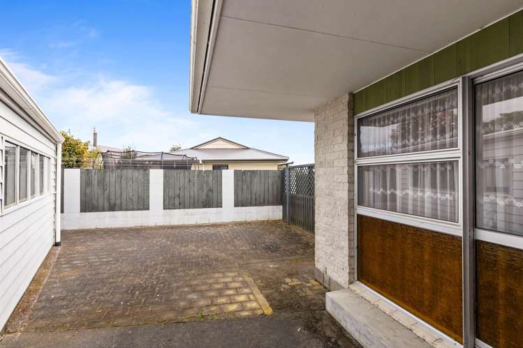 10 Leon Place Waitara_19