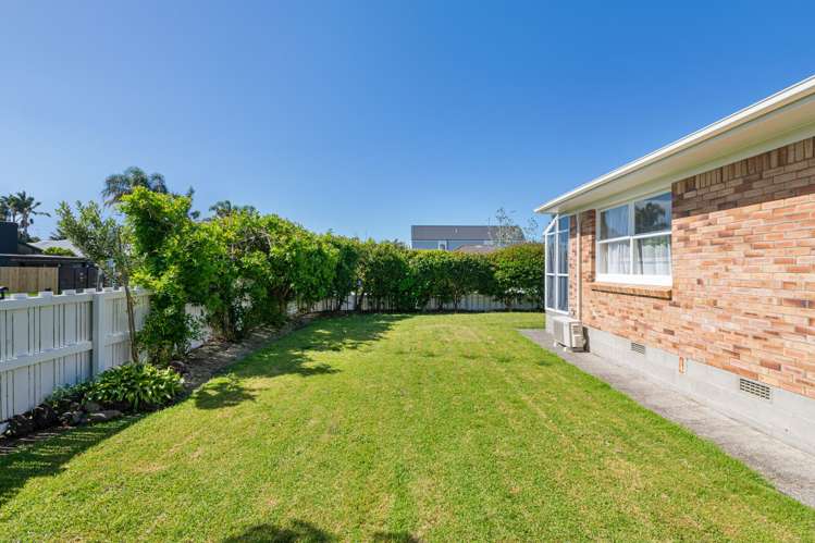 1A The Circle Manly_6