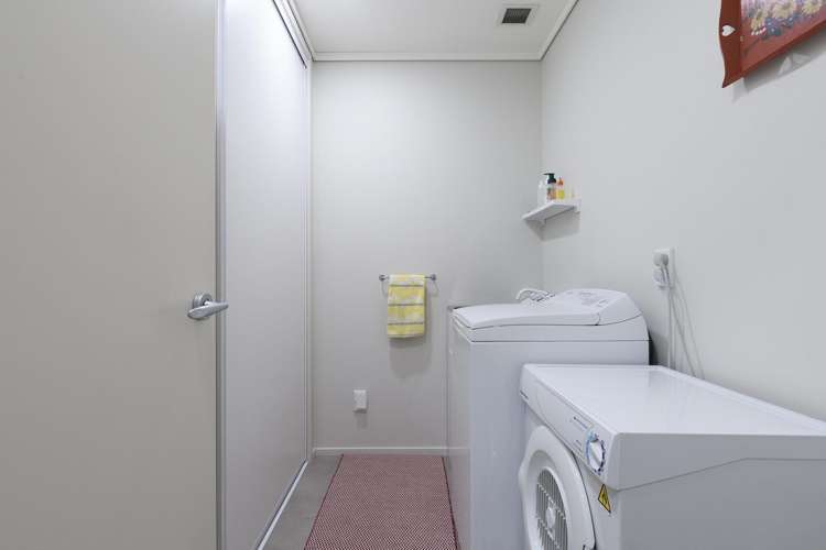 706/72 Devonport Road_21