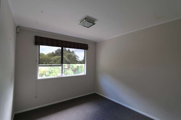 444 Huia Road Laingholm_10