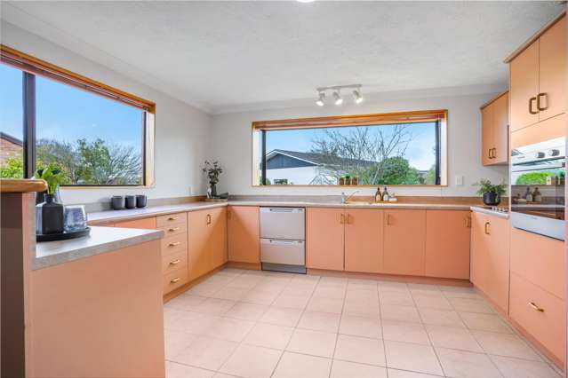 1 Niddry Crescent Winton_4