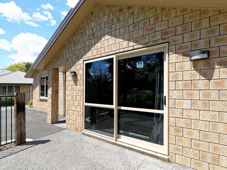 10/114 Old Farm Road Hamilton East_11