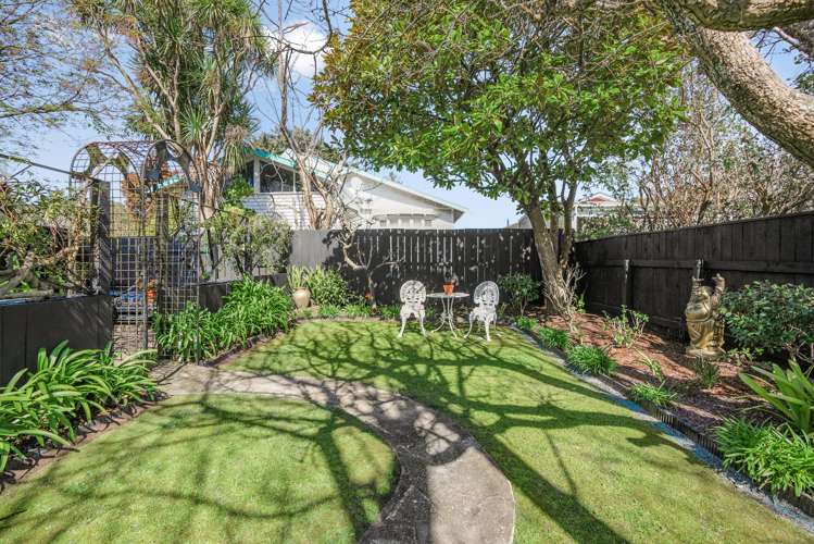 58 Pilmuir Street Hutt Central_24