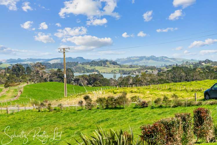 70 Te Pahi River Drive Maungaturoto_39