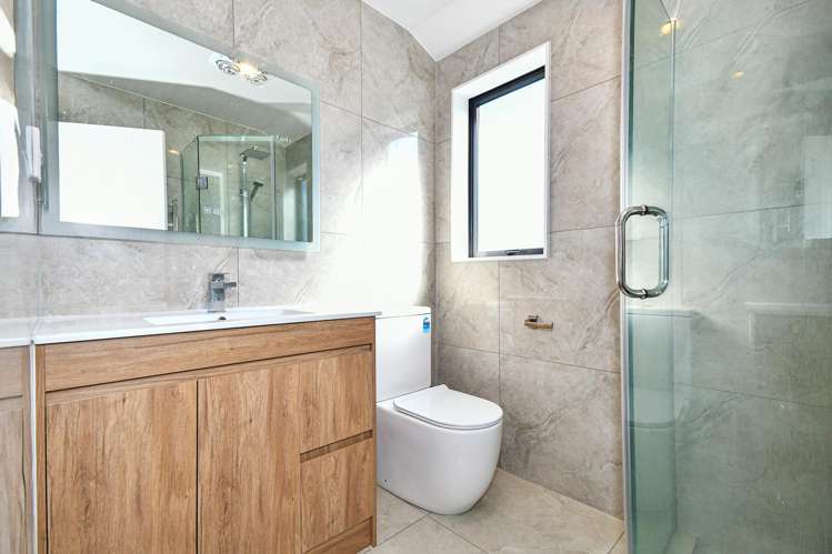 77 Rashni Road Flat Bush_13
