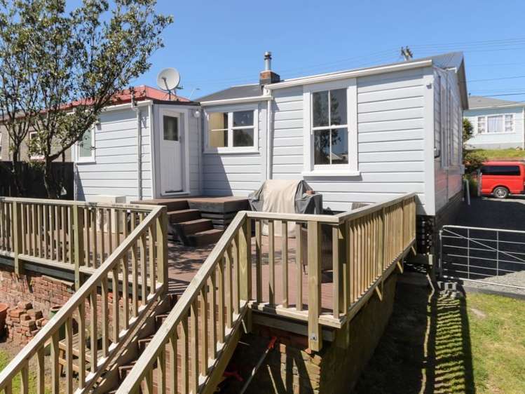 14 Luxford Street Berhampore_9