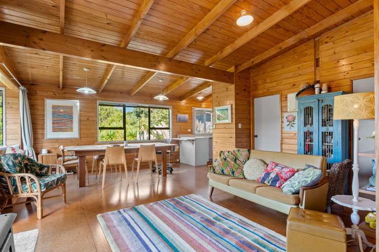 9 Ferndale Avenue Leigh_10