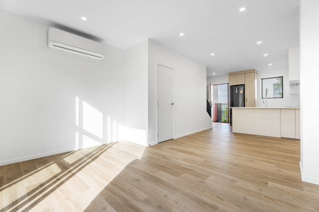 16 Tupuke Lane 10044_4