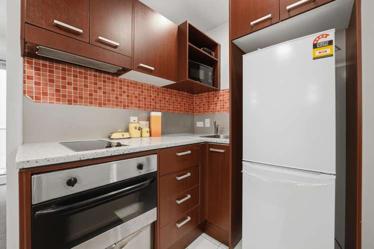 L5/135 Victoria Street West_4