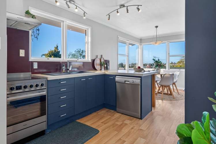 13 Grosmont Terrace Brookfield_5