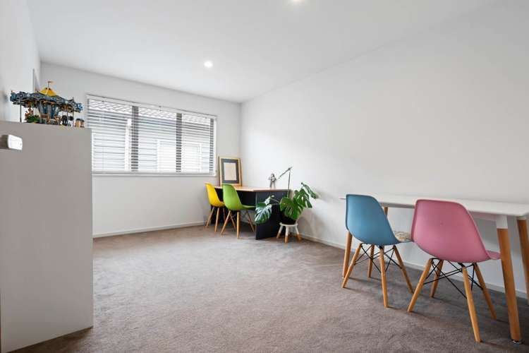 23 Hangahai Road Flat Bush_10