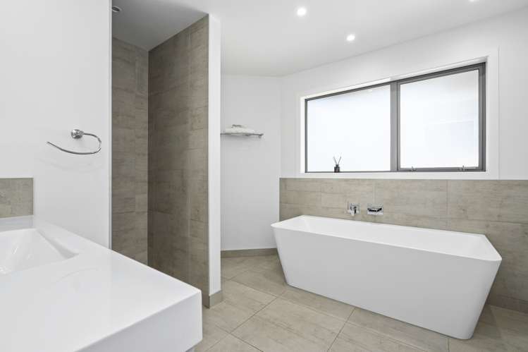 7 Pukeko Grove Cambridge_22