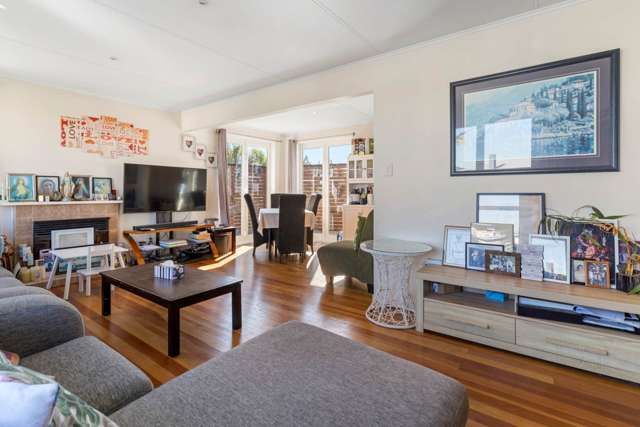 74 Blake Road Mangere East_3