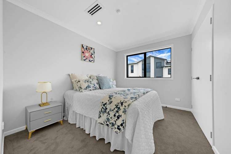 76 Koromeke Street Flat Bush_18