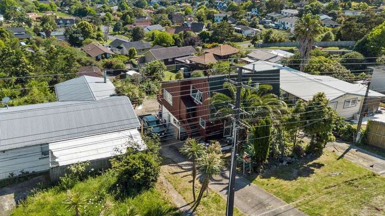 577 East Coast Road Browns Bay_6