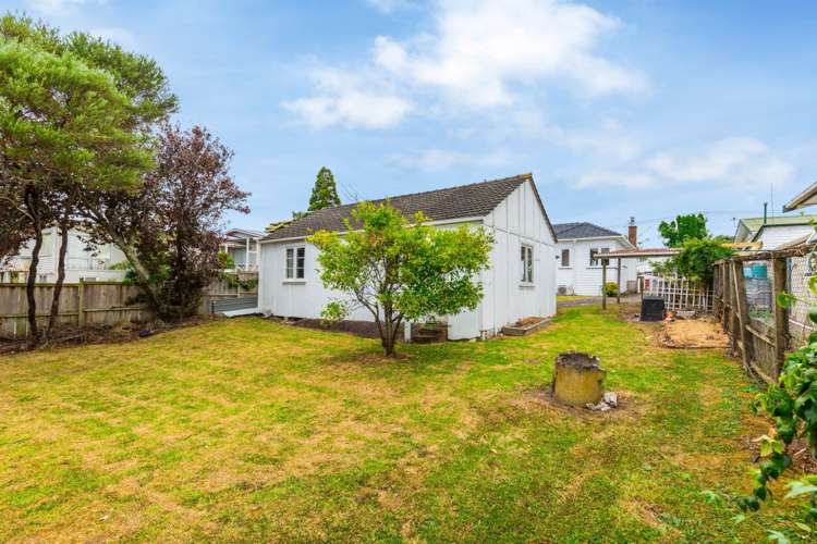 35 Holly Street Avondale_14