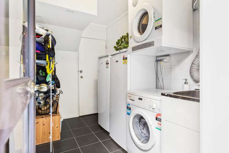 2/88 Gosford Drive Botany Downs_17