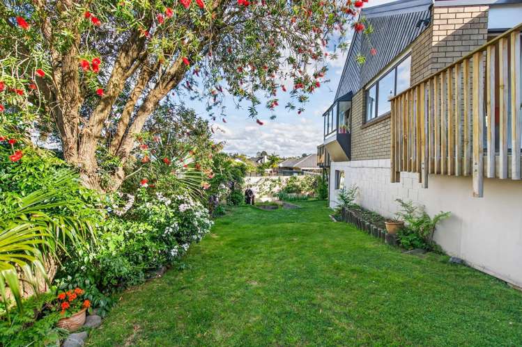 44 Heron Avenue East Matua_21