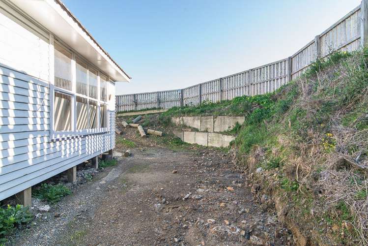 51 Kapiti Crescent Titahi Bay_15