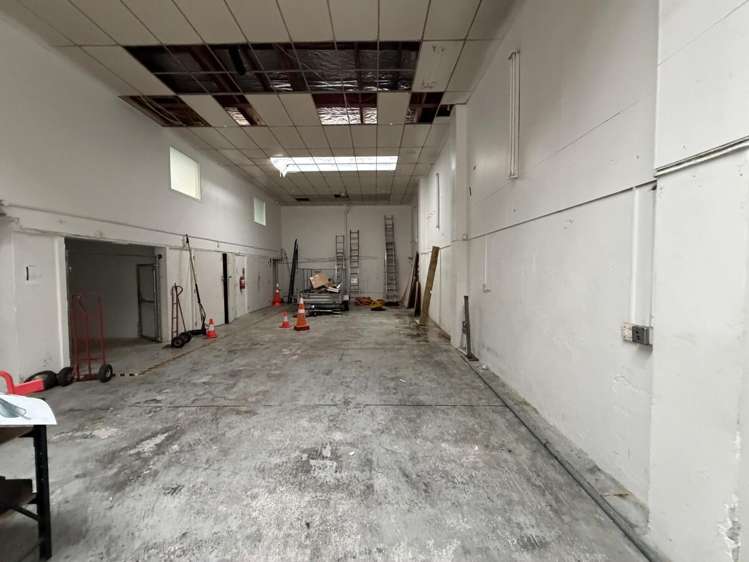 9 Crum Avenue New Lynn_5