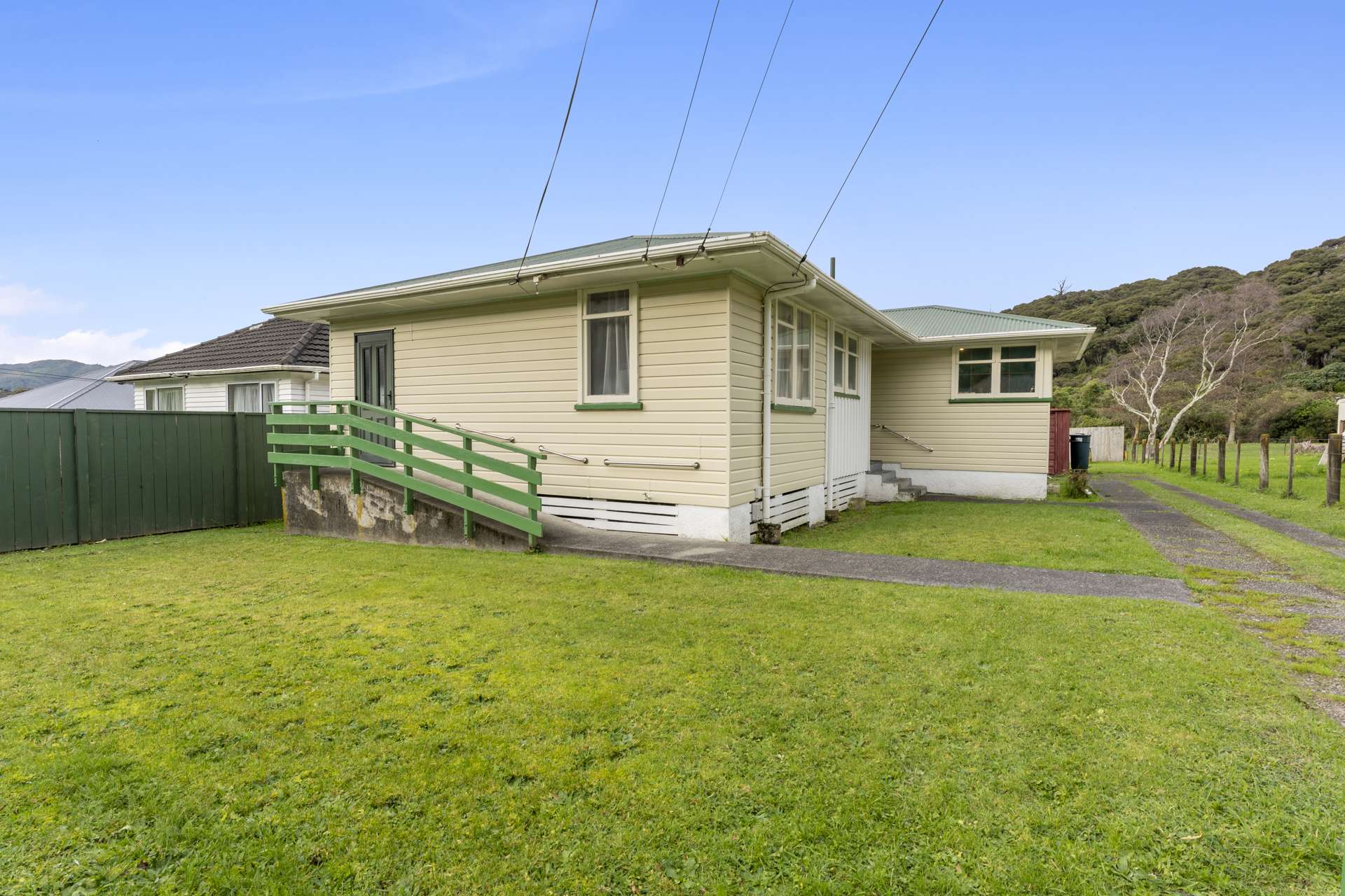 23 Kowhai Street Eastbourne_0