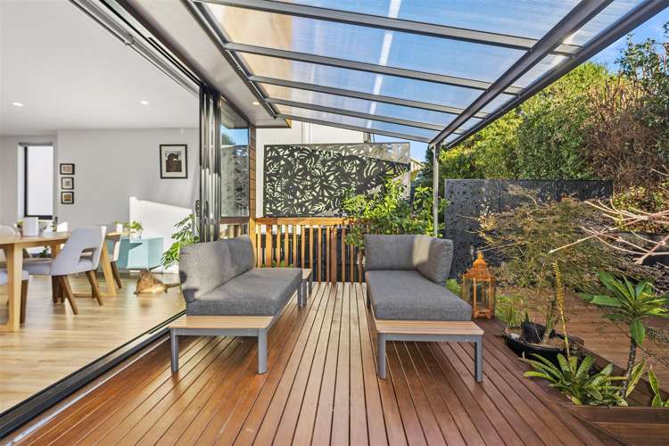 42 Seafarer Crescent Stanmore Bay_23