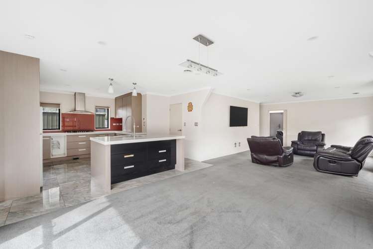 6 Springside Drive Flat Bush_2