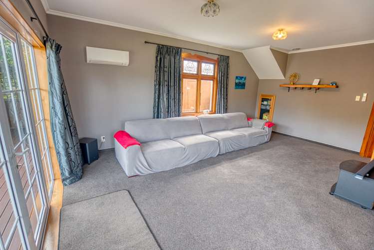 40 Palmerston Street Greymouth_14