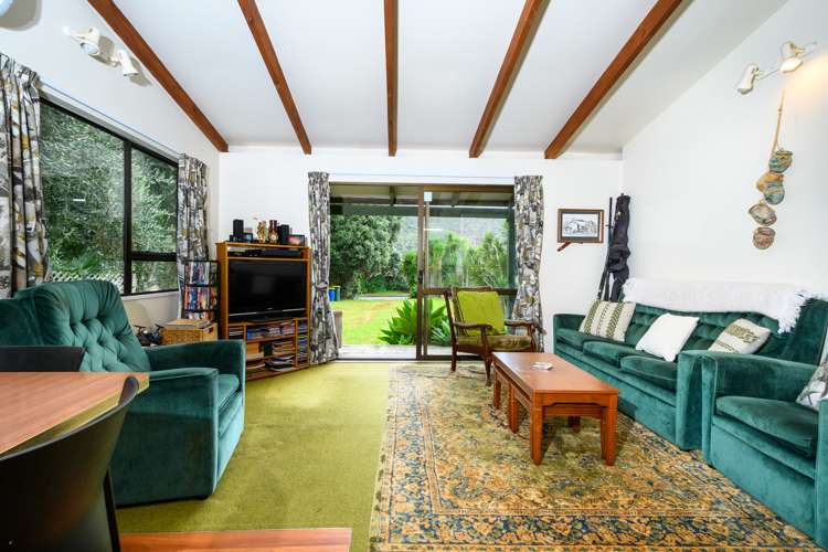 5 Erangi Place Bethells Beach_5
