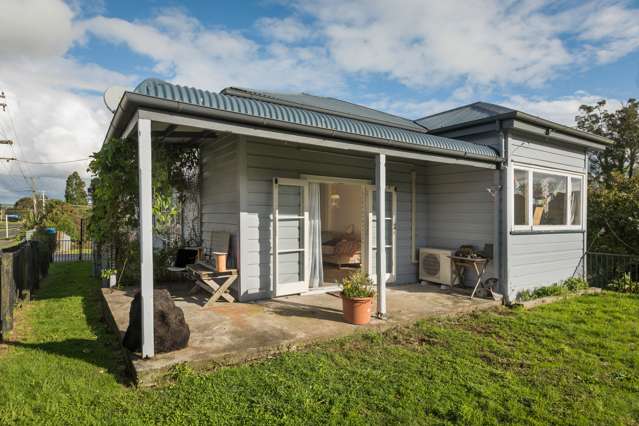 26 Silverton Road Waihi_3