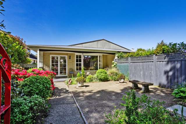 Perfect Gladstone oasis 