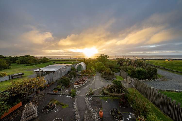 33 Beach Street Hokitika_18