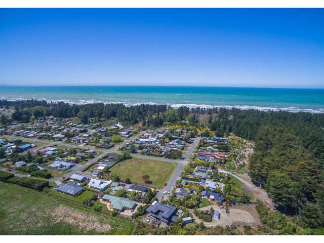 32 Kiwi Avenue Waikuku Beach_1