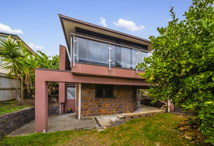 4 Gordon Stanley Drive Massey_15
