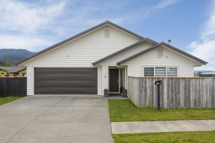 12 Ngahana Place Turangi_0