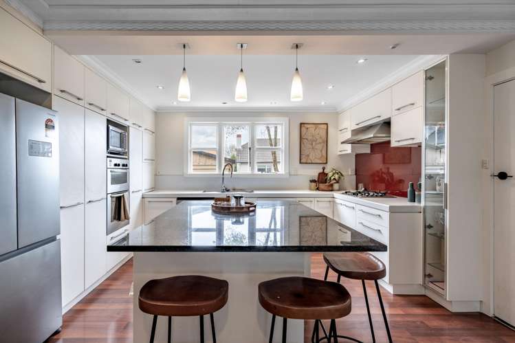 63 Louisa Street Gladstone_9