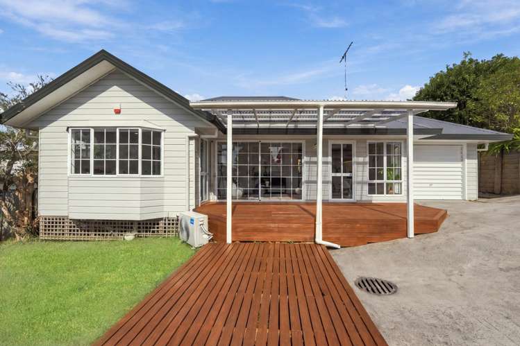 2/7 Bruce Road Glenfield_14