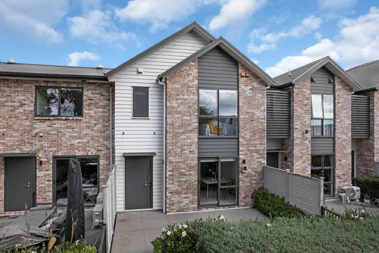 55 Waituarua Drive_0