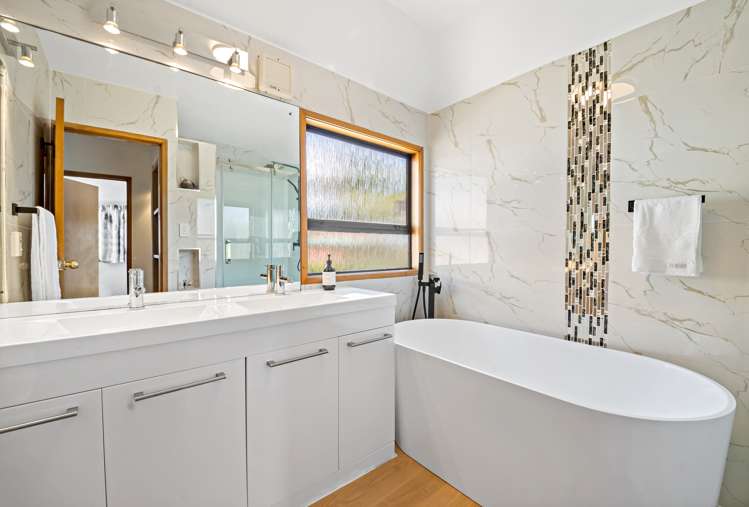 10 Francis Curtis Avenue Blockhouse Bay_18