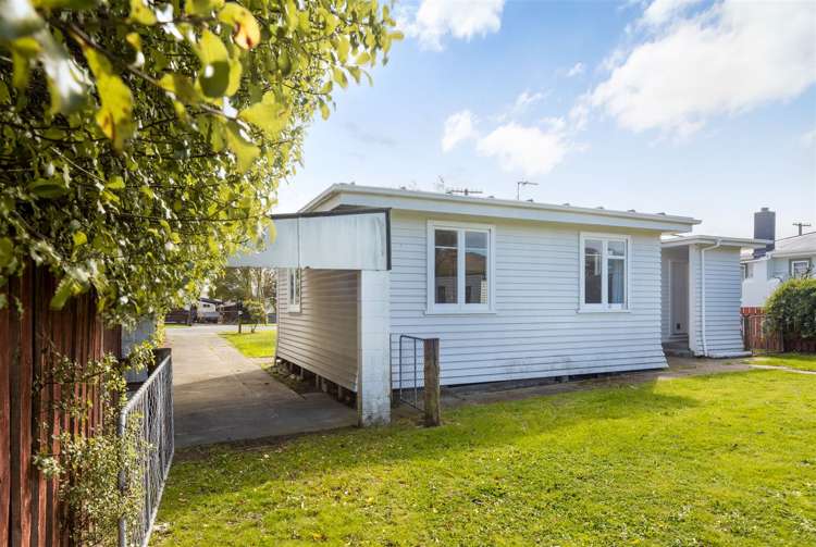 8 Page Street Redwoodtown_17