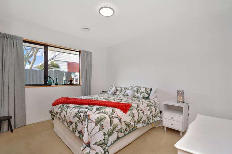 21 Mona Square Ashburton_13